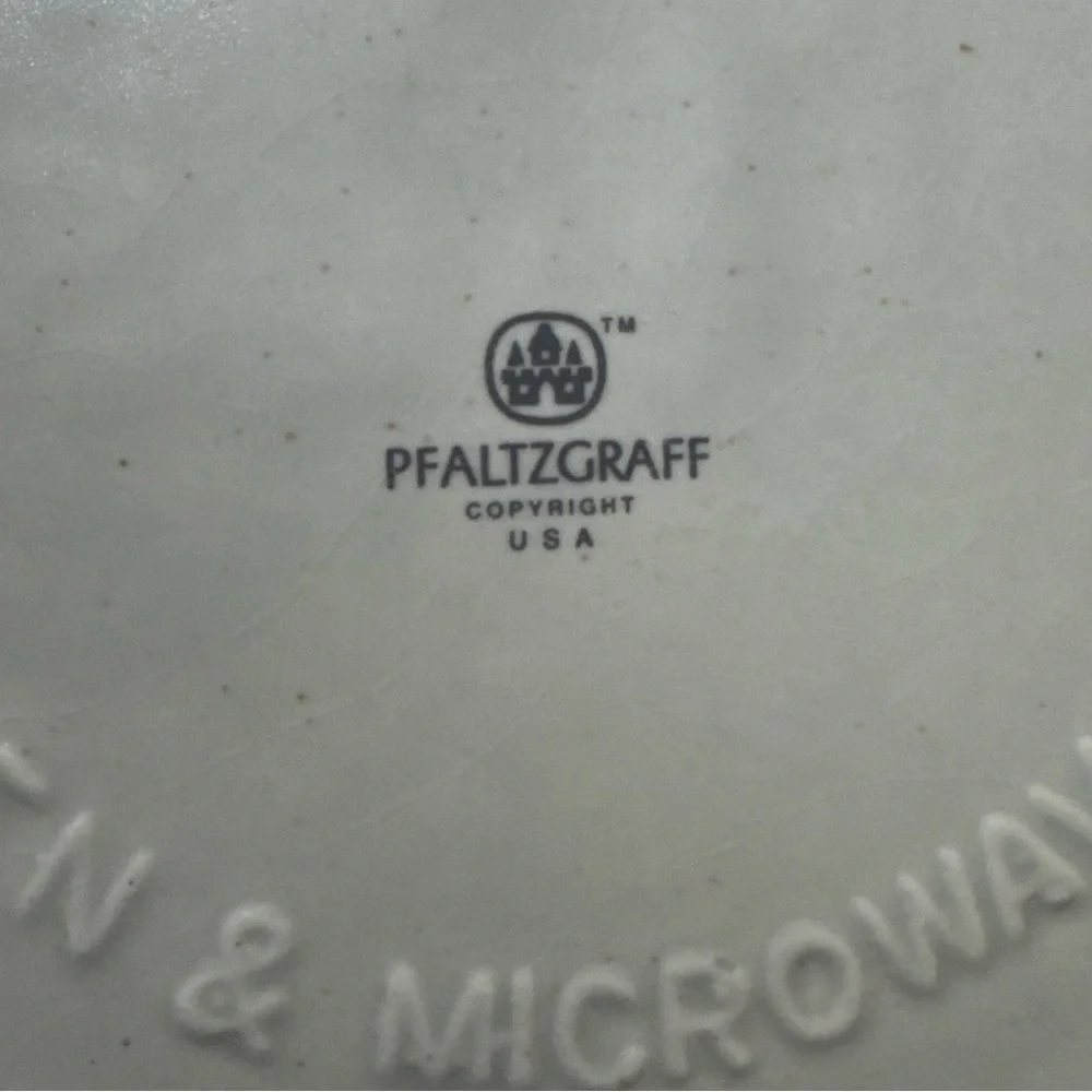 PFALTZGRAFF Vintage Casserole Dish Ivory Stoneware 8” Pot Oven & Microwave Safe